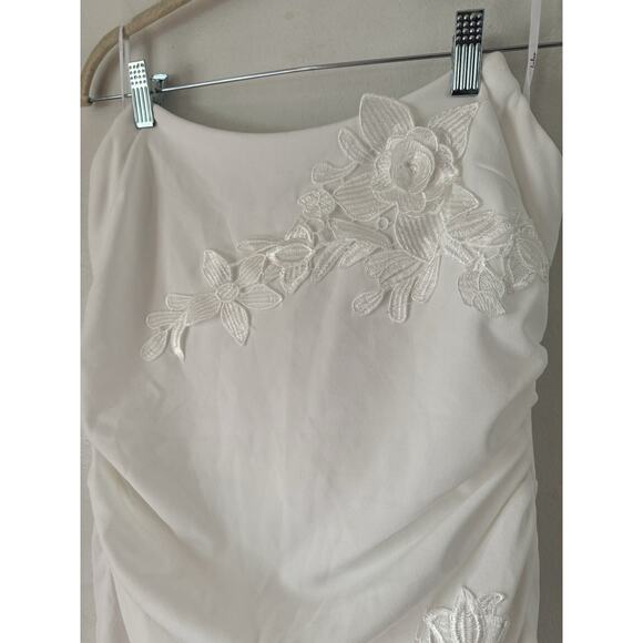 NWOT Lulus Divine Sensation White 3D Embroidered Strapless Mini Dress Size Large - Picture 6 of 9